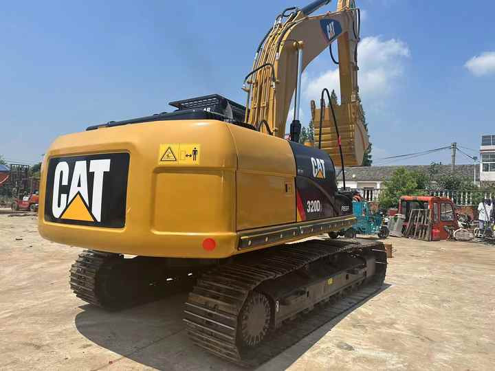 Used CAT 320D2 Excavator | Well-Maintained, Low Hours | Affordable Heavy Machinery for Construction & Mining! - Гусеничный экскаватор: фото 3 Used CAT 320D2 Excavator | Well-Maintained, Low Hours | Affordable Heavy Machinery for Construction & Mining! - Гусеничный экскаватор: фото 3