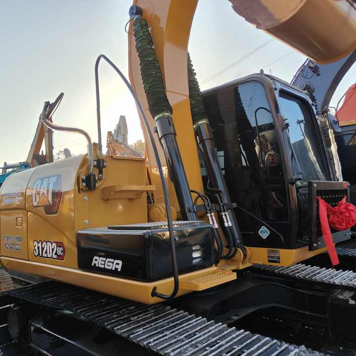 Used Caterpillar Cat312D2GC Excavator Original Japan Heavy Machinery Caterpillar 312D2GC Excavator for Sale - Гусеничный экскаватор: фото 4 Used Caterpillar Cat312D2GC Excavator Original Japan Heavy Machinery Caterpillar 312D2GC Excavator for Sale - Гусеничный экскаватор: фото 4