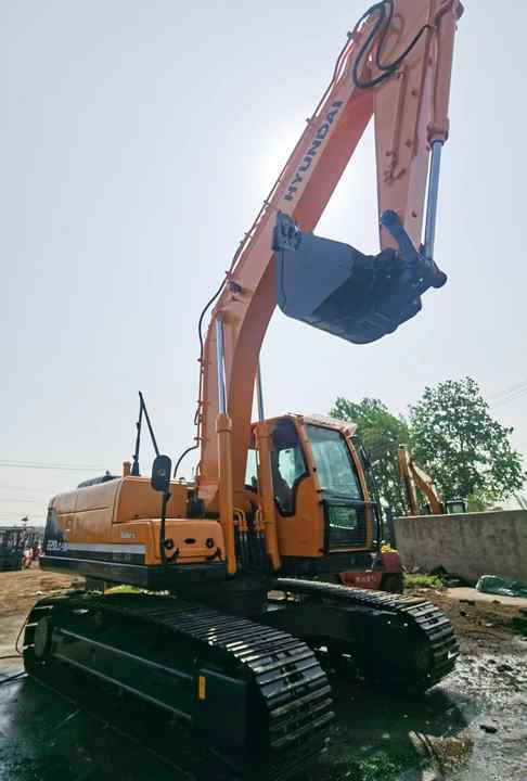 Экскаватор Used HYUNDAI R220-9S New Model Excavator Second Hand Machine Popular Brand Korean hyundai Hydraulic Machinery [ Copy ] [ Copy ] [ Copy ] [ Copy ] [ Copy ]: фото 6