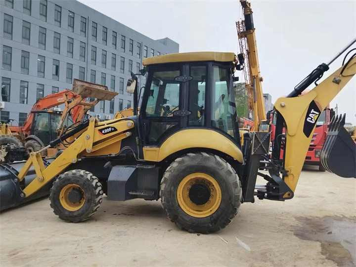 Used Machinery CAT 420F for Sale, Caterpillar Machinery Used Backhoe Loader in Shanghai Used Cat 416 420 Retro Excavator - Экскаватор-погрузчик: фото 2 Used Machinery CAT 420F for Sale, Caterpillar Machinery Used Backhoe Loader in Shanghai Used Cat 416 420 Retro Excavator - Экскаватор-погрузчик: фото 2