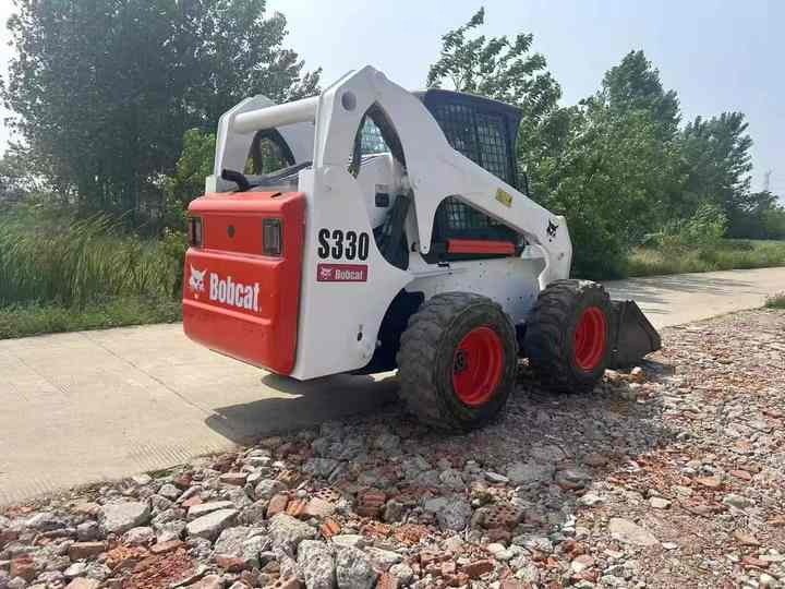 Very Low Price American Brand Used Bobcat S330 Skid Steer Loader with Superior Performance for Sale S160/S180/S300 in Stock - Мини-погрузчик с бортовым поворотом: фото 3 Very Low Price American Brand Used Bobcat S330 Skid Steer Loader with Superior Performance for Sale S160/S180/S300 in Stock - Мини-погрузчик с бортовым поворотом: фото 3