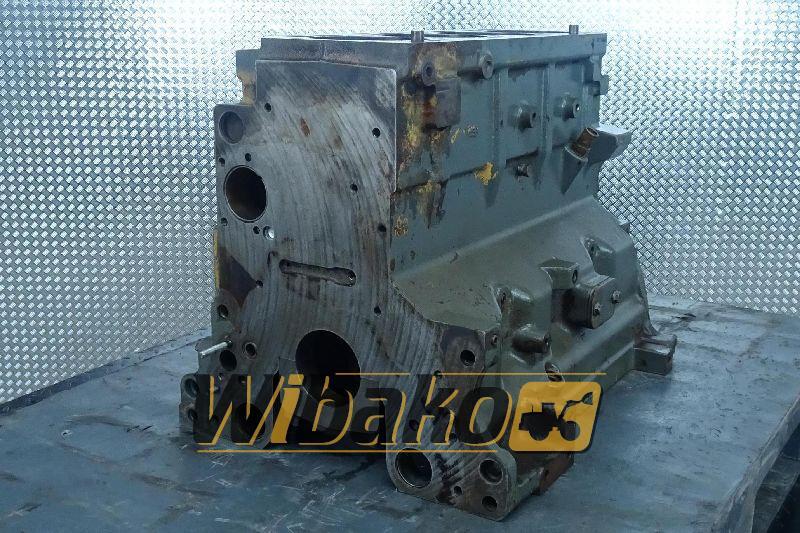 Block Engine / Motor Liebherr D504 9738000/R115081J - Блок цилиндров для Строительной техники: фото 1 Block Engine / Motor Liebherr D504 9738000/R115081J - Блок цилиндров для Строительной техники: фото 1