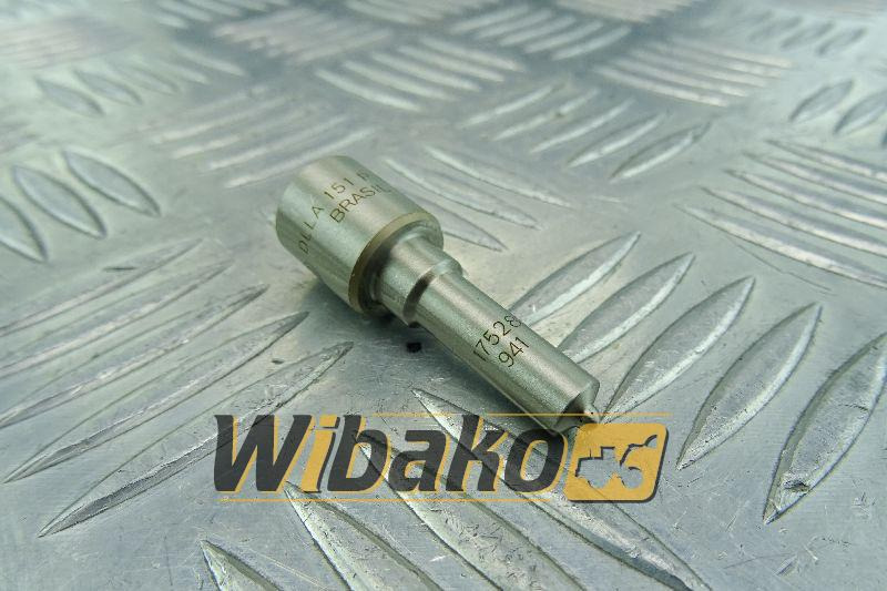 Injector nozzle Deutz 1013 FC 02112387 / 02112613 - Распределитель впрыска для Строительной техники: фото 1 Injector nozzle Deutz 1013 FC 02112387 / 02112613 - Распределитель впрыска для Строительной техники: фото 1