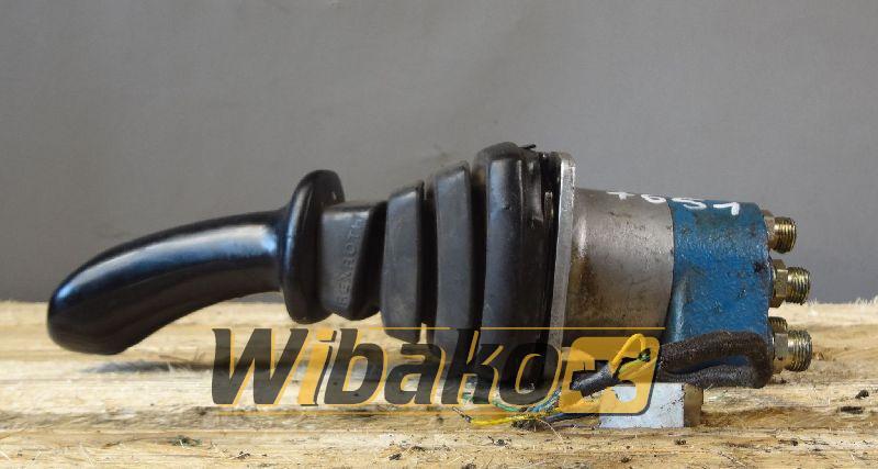 Joystick Rexroth 4TH6E70-14/YU21 280382 00 - Кабина и интерьер для Строительной техники: фото 1 Joystick Rexroth 4TH6E70-14/YU21 280382 00 - Кабина и интерьер для Строительной техники: фото 1