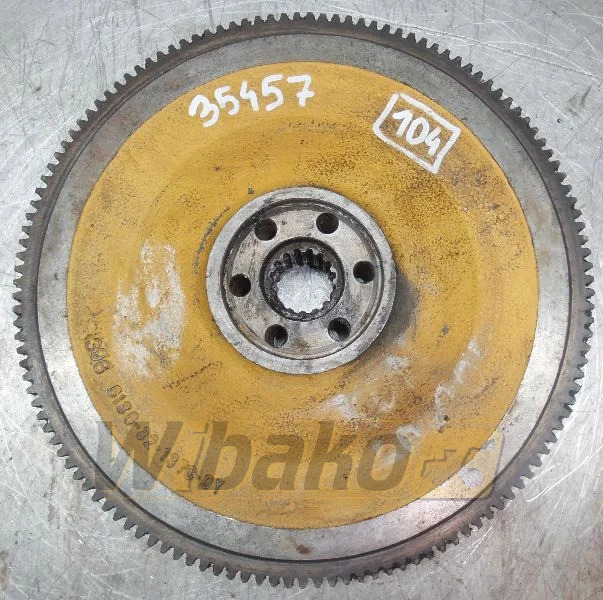 Komatsu S6D105-1 3986136-32-1370-0Y - Маховик для Строительной техники: фото 1 Komatsu S6D105-1 3986136-32-1370-0Y - Маховик для Строительной техники: фото 1