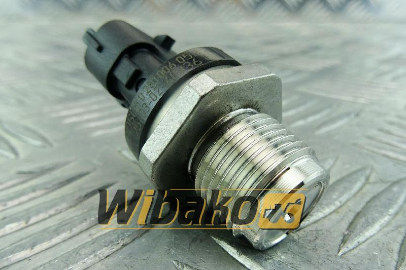 Oil pressure sensor Deutz 04215774ED - Сенсор для Строительной техники: фото 1 Oil pressure sensor Deutz 04215774ED - Сенсор для Строительной техники: фото 1