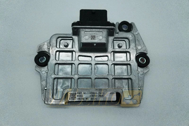 Yanmar 129938-75070 - Блок управления для Строительной техники: фото 3 Yanmar 129938-75070 - Блок управления для Строительной техники: фото 3