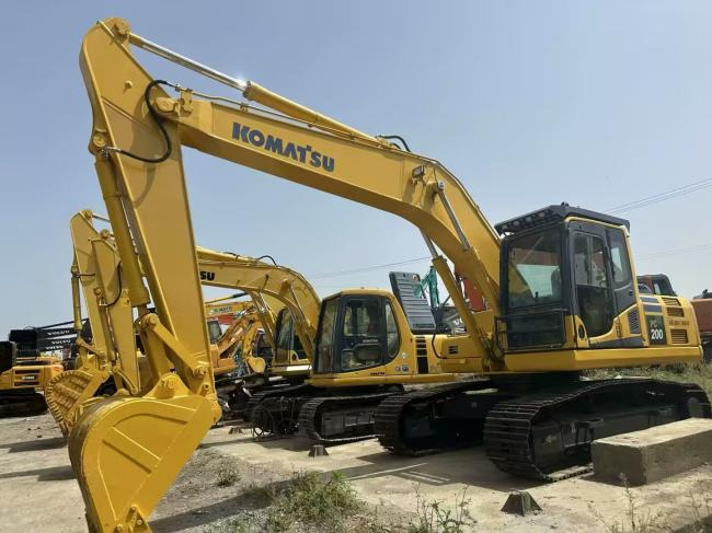 KOMATSU 200-8 - Колёсный экскаватор: фото 2 KOMATSU 200-8 - Колёсный экскаватор: фото 2