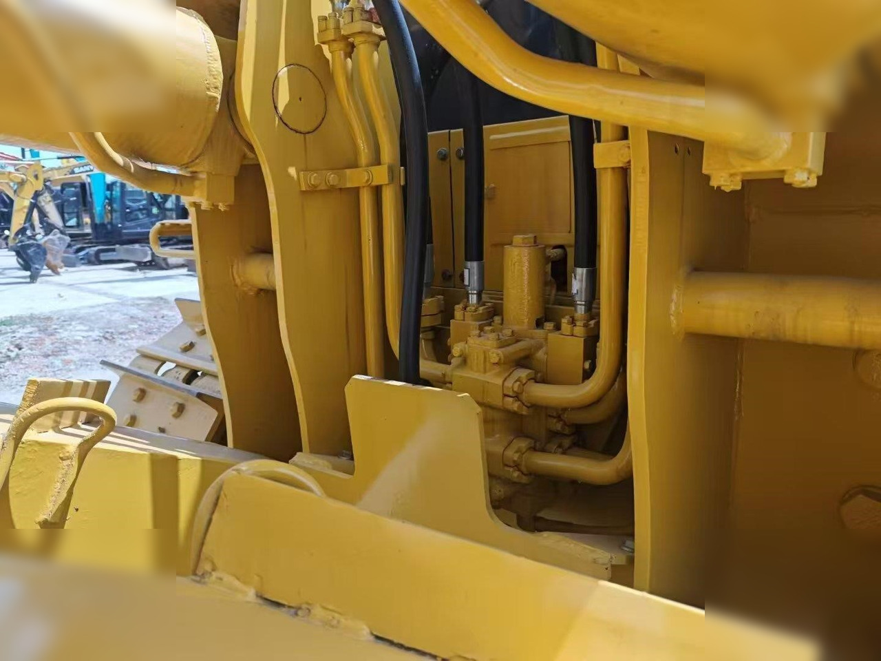 SHANTUI SD32 - Бульдозер: фото 2 SHANTUI SD32 - Бульдозер: фото 2