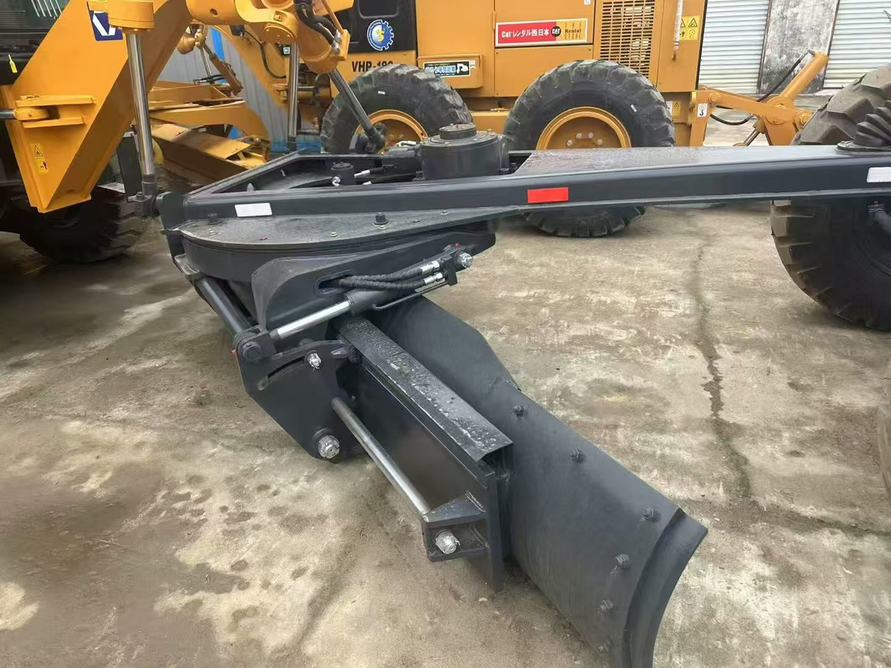 Грейдер XCMG GR2153: фото 8 Грейдер XCMG GR2153: фото 8