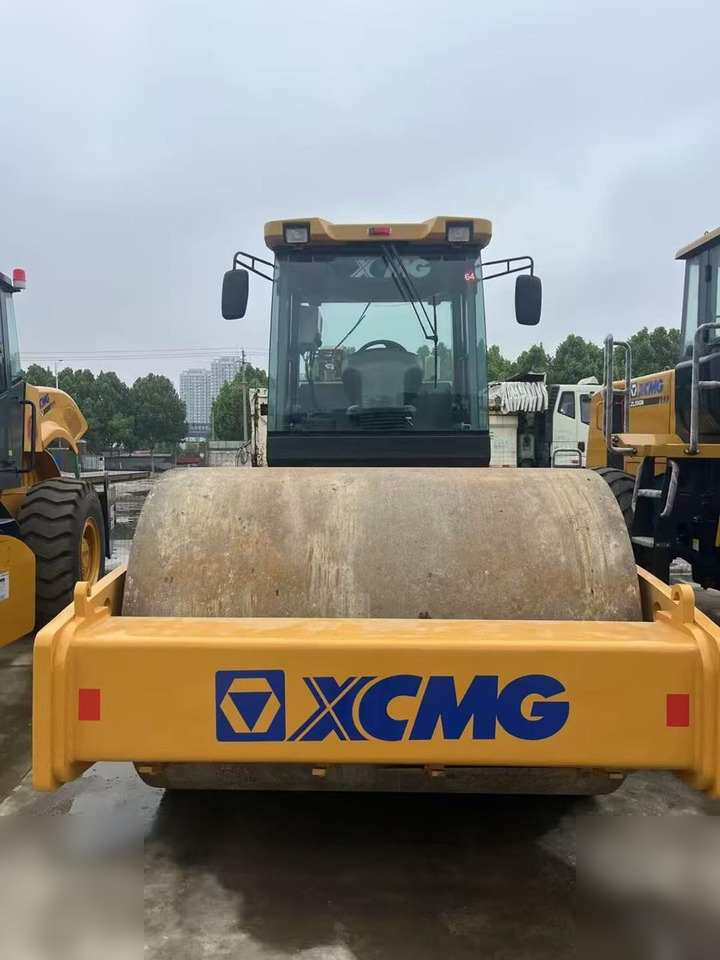 Компактор XCMG XS223J: фото 13