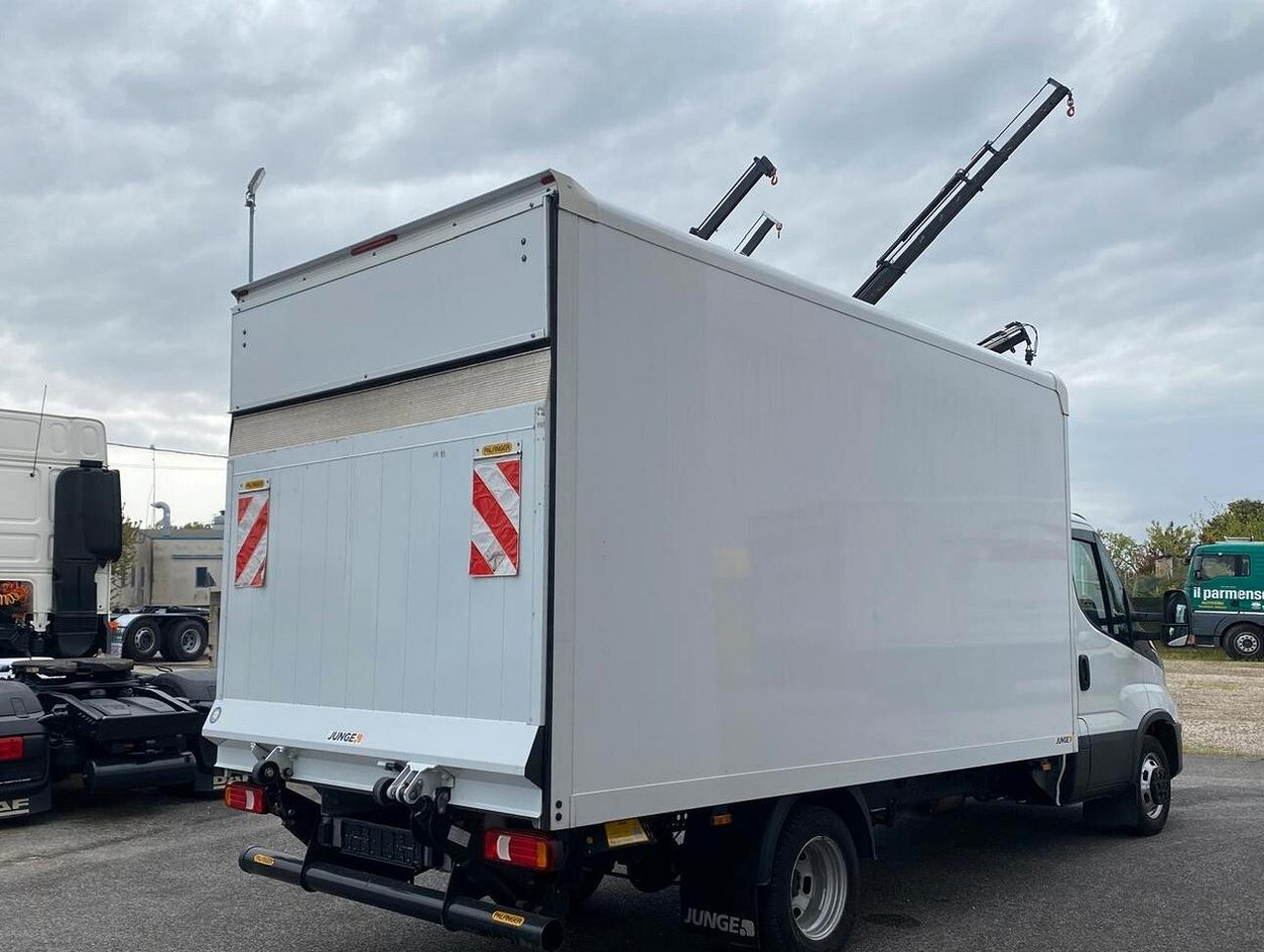 IVECO DAILY 35C16 EURO 6 FURGONE SPONDA POSTERIORE - Малотоннажный фургон: фото 3 IVECO DAILY 35C16 EURO 6 FURGONE SPONDA POSTERIORE - Малотоннажный фургон: фото 3
