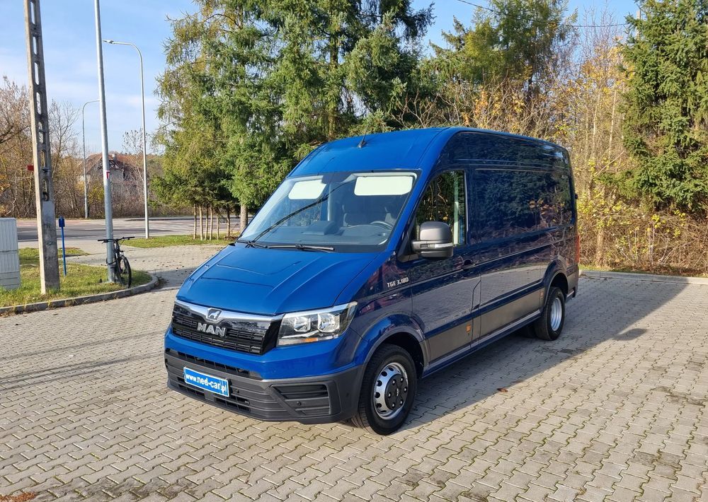 Volkswagen Crafter - Цельнометаллический фургон: фото 1 Volkswagen Crafter - Цельнометаллический фургон: фото 1