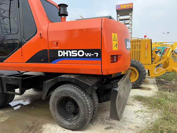 90% Brand New Doosan Brand Dh150w-7 Wheel Excavator in Stock Used Korea Brand Doosan Dh55 Dh60 Dh150 Dh210 Excavator for Sale - Колёсный экскаватор: фото 4 90% Brand New Doosan Brand Dh150w-7 Wheel Excavator in Stock Used Korea Brand Doosan Dh55 Dh60 Dh150 Dh210 Excavator for Sale - Колёсный экскаватор: фото 4