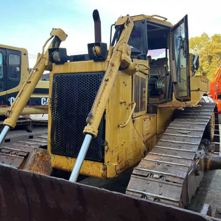 Good Condition D6h Mini Bulldozer New Crawler Bulldozer with Parts Price Bulldozers - Бульдозер: фото 2 Good Condition D6h Mini Bulldozer New Crawler Bulldozer with Parts Price Bulldozers - Бульдозер: фото 2