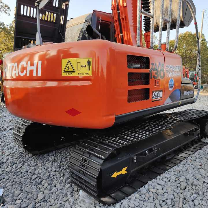HITACHI ZX130 , Original Japan Surplus Hitachi ZX130 for Sale - Гусеничный экскаватор: фото 1 HITACHI ZX130 , Original Japan Surplus Hitachi ZX130 for Sale - Гусеничный экскаватор: фото 1