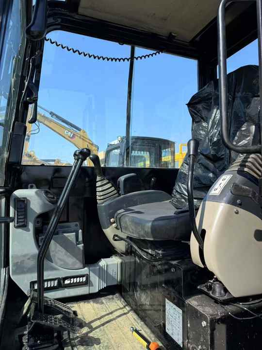 Mini Cat Brand Cat 305 Small Excavator in Stock Used Mini Excavator CAT305.5E2 CAT306 CAT307 CAT308 With Good Condition - Мини-экскаватор: фото 5 Mini Cat Brand Cat 305 Small Excavator in Stock Used Mini Excavator CAT305.5E2 CAT306 CAT307 CAT308 With Good Condition - Мини-экскаватор: фото 5