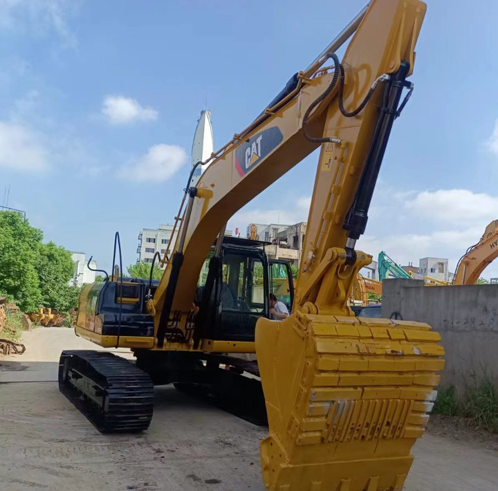 Original CAT 320D Used Excavators Machine CAT 320D 320B Crawler Excavator 20tons Construction Machinery Price - Гусеничный экскаватор: фото 1 Original CAT 320D Used Excavators Machine CAT 320D 320B Crawler Excavator 20tons Construction Machinery Price - Гусеничный экскаватор: фото 1