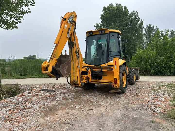 Second Hand Retroexcavadora JCB 3cx Backhoe Loader Multi Functional Original JCB Backhoe Loader 3CX 4CX 4x4 Good Quality Price - Экскаватор-погрузчик: фото 4 Second Hand Retroexcavadora JCB 3cx Backhoe Loader Multi Functional Original JCB Backhoe Loader 3CX 4CX 4x4 Good Quality Price - Экскаватор-погрузчик: фото 4