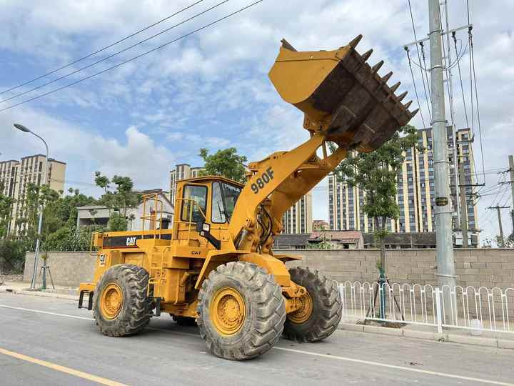 Used CAT 980f 980g 980c Wheel Loader Second Hand Condition CAT 966H 966F 966E 966G Front Loaders for Sale - Колёсный погрузчик: фото 5 Used CAT 980f 980g 980c Wheel Loader Second Hand Condition CAT 966H 966F 966E 966G Front Loaders for Sale - Колёсный погрузчик: фото 5