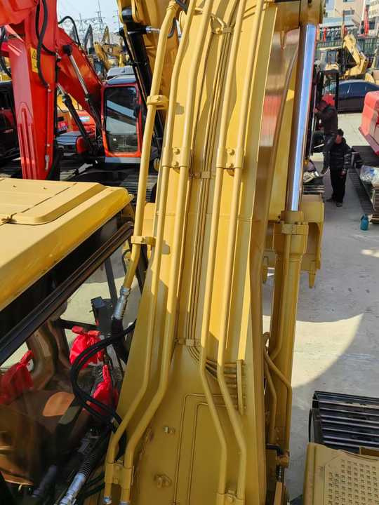 Used Cat Excavator CAT320BL Crawler Excavators Construction Equipment Earth-moving Caterpillar for Sale Excellent Condition - Экскаватор: фото 3 Used Cat Excavator CAT320BL Crawler Excavators Construction Equipment Earth-moving Caterpillar for Sale Excellent Condition - Экскаватор: фото 3