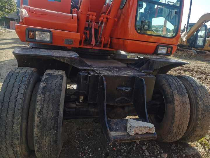 Used Digger Doosan Dh150w-7 Construction Machinery Construction Digger Used Doosan Dh150w-7 Cheap Excavator - Колёсный экскаватор: фото 3 Used Digger Doosan Dh150w-7 Construction Machinery Construction Digger Used Doosan Dh150w-7 Cheap Excavator - Колёсный экскаватор: фото 3