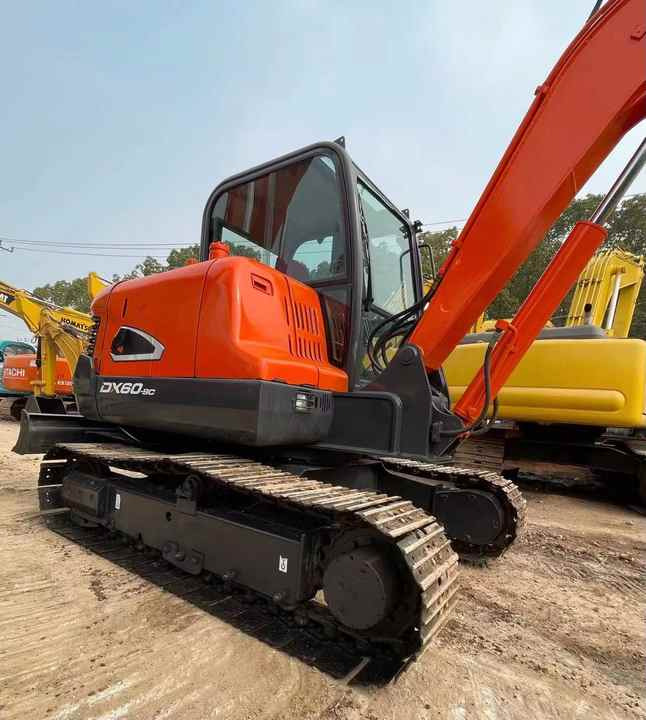 Used Doosan DX60-9c Excavator | Low Hours | Robust Undercarriage | Global Shipping | Discounted Price - Мини-экскаватор: фото 2 Used Doosan DX60-9c Excavator | Low Hours | Robust Undercarriage | Global Shipping | Discounted Price - Мини-экскаватор: фото 2
