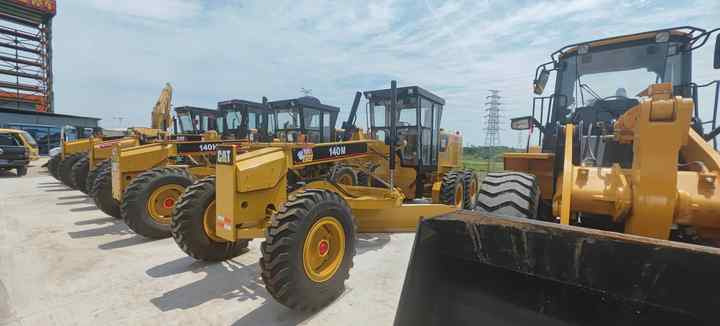 Used Japan Imported Caterpillar 140M Cat 140m Motor Grader with Good Quality and Low Price for Sale - Гусеничный экскаватор: фото 5 Used Japan Imported Caterpillar 140M Cat 140m Motor Grader with Good Quality and Low Price for Sale - Гусеничный экскаватор: фото 5