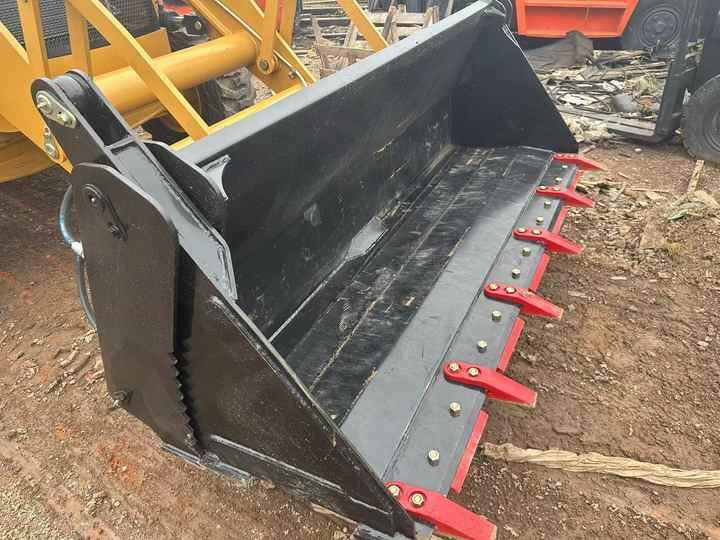 Used Wheel Loader CAT420F Caterpillar 420F Mini Construction Machinery Mini Wheel Skid Steer Loader in Stock - Экскаватор-погрузчик: фото 5 Used Wheel Loader CAT420F Caterpillar 420F Mini Construction Machinery Mini Wheel Skid Steer Loader in Stock - Экскаватор-погрузчик: фото 5