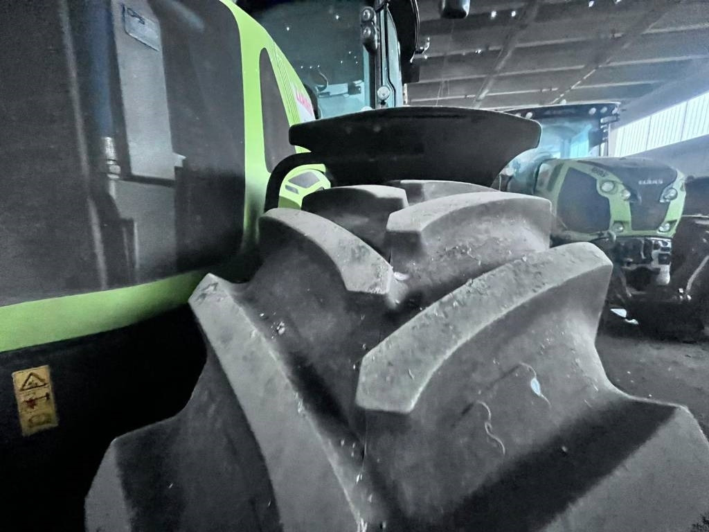 Трактор Claas Axion 950 Cmatic: фото 7