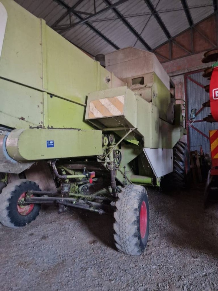 Claas Dominator 76 - Зерноуборочный комбайн: фото 1 Claas Dominator 76 - Зерноуборочный комбайн: фото 1