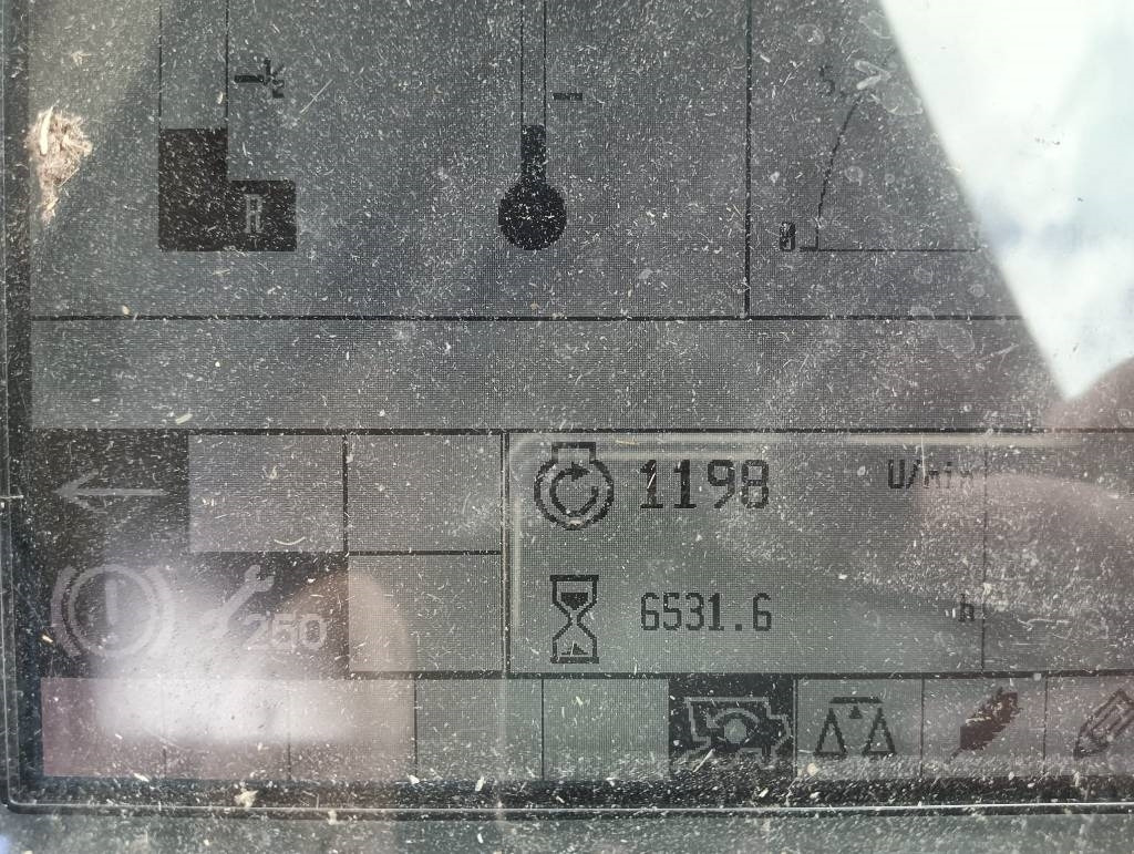 Зерноуборочный комбайн Claas Lexion 470: фото 25 Зерноуборочный комбайн Claas Lexion 470: фото 25