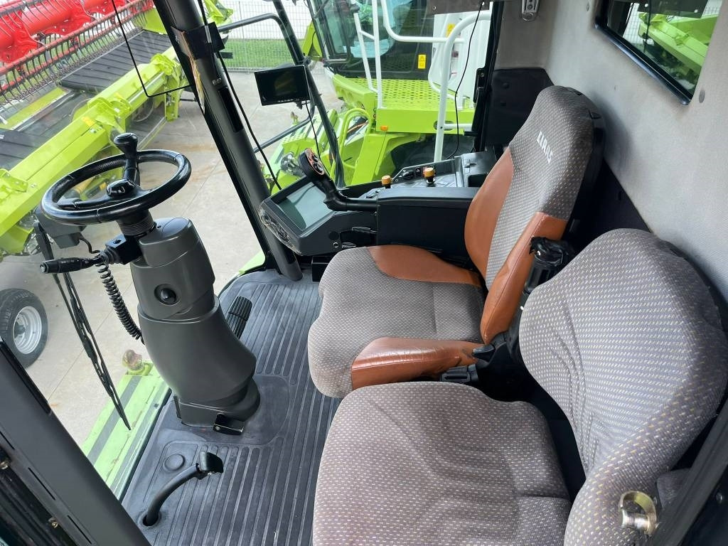 Claas Lexion 560 TT  - Зерноуборочный комбайн: фото 4 Claas Lexion 560 TT  - Зерноуборочный комбайн: фото 4