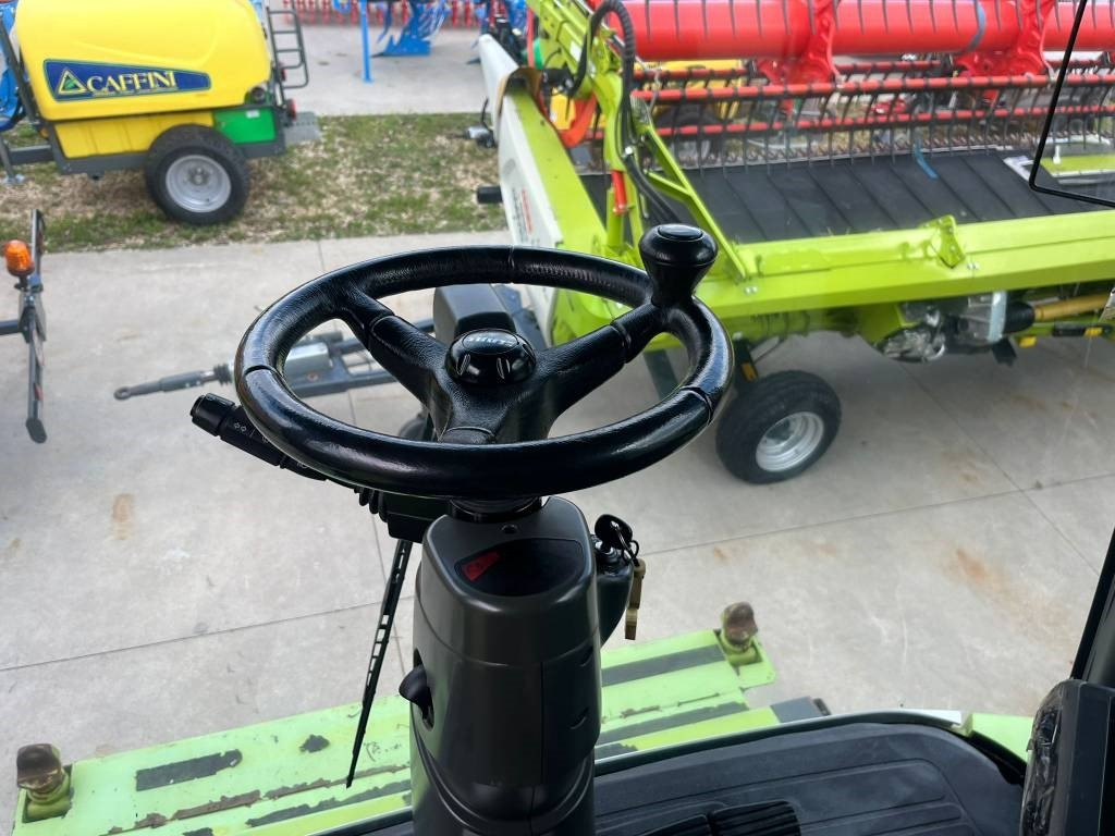 Claas Lexion 560 TT  - Зерноуборочный комбайн: фото 3 Claas Lexion 560 TT  - Зерноуборочный комбайн: фото 3