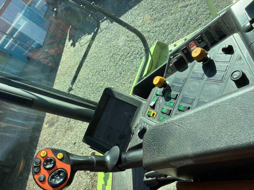 Claas Lexion 570 RISO - Зерноуборочный комбайн: фото 3 Claas Lexion 570 RISO - Зерноуборочный комбайн: фото 3