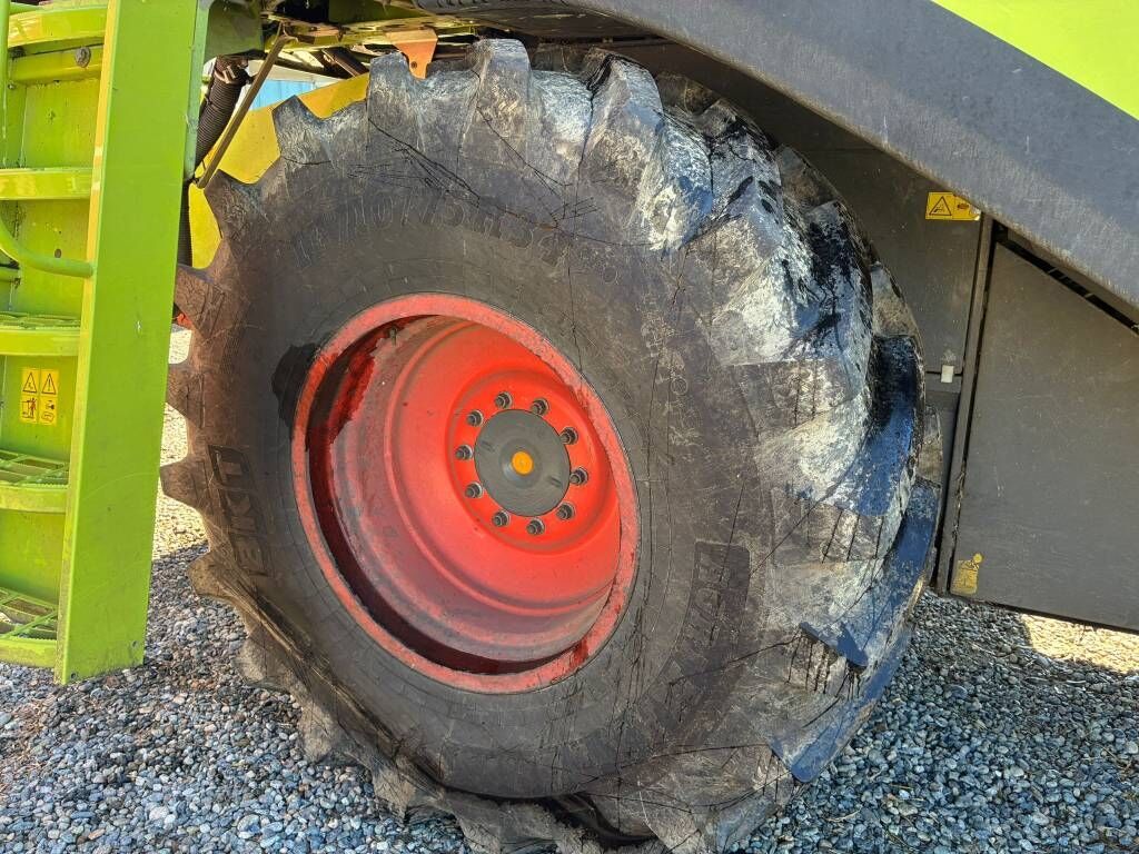 Claas Lexion 570 RISO - Зерноуборочный комбайн: фото 4 Claas Lexion 570 RISO - Зерноуборочный комбайн: фото 4