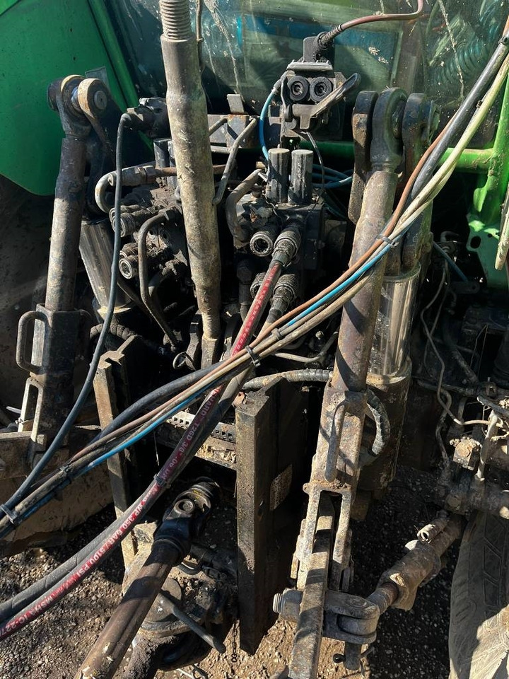 Deutz-fahr AGROTRON 6.30 - Трактор: фото 5 Deutz-fahr AGROTRON 6.30 - Трактор: фото 5