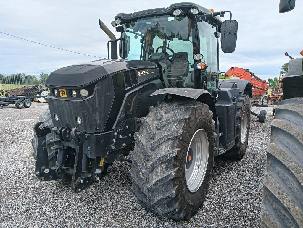 JCB Fastrac 4220 - Трактор: фото 3 JCB Fastrac 4220 - Трактор: фото 3