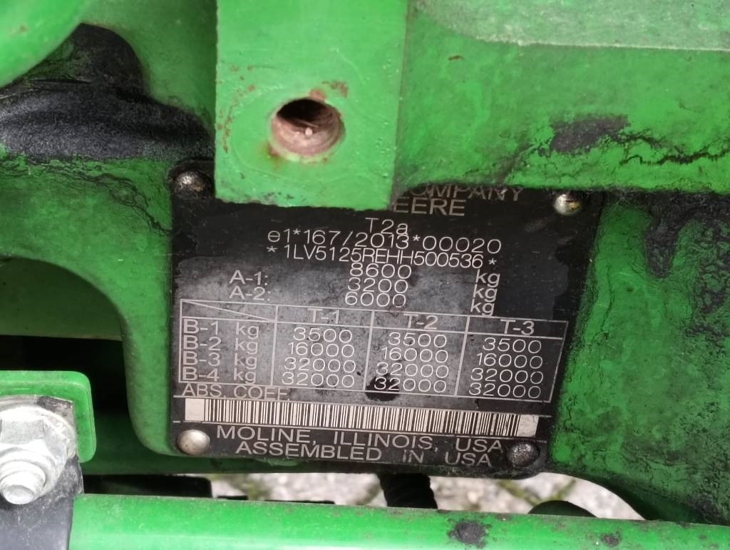 John Deere 5125 R - Трактор: фото 3 John Deere 5125 R - Трактор: фото 3