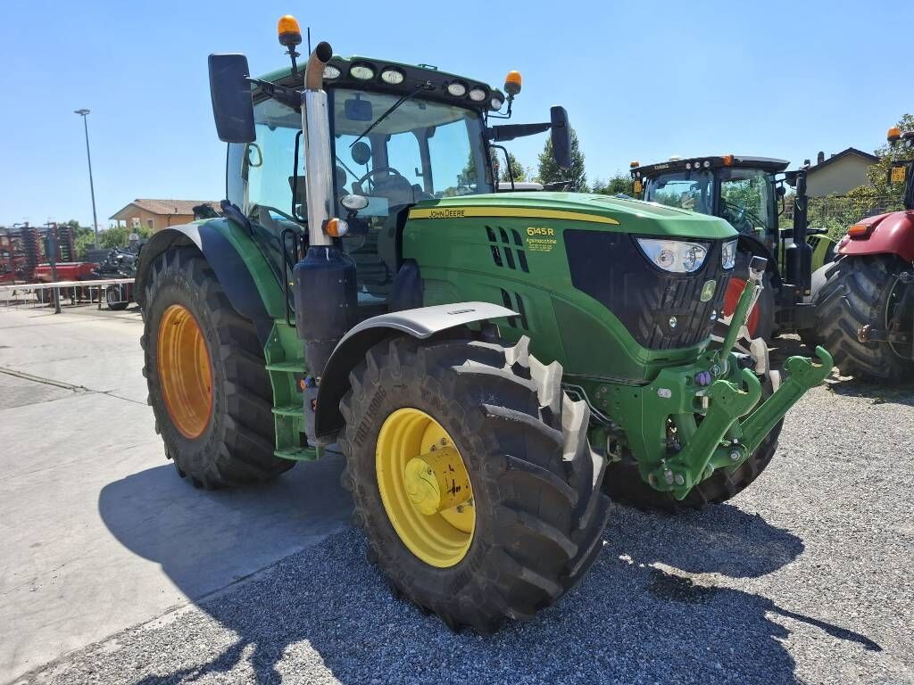 John Deere 6145 R - Трактор: фото 1 John Deere 6145 R - Трактор: фото 1