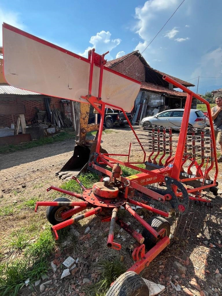 Kuhn GA3801 GM - Сеноворошилка: фото 1 Kuhn GA3801 GM - Сеноворошилка: фото 1