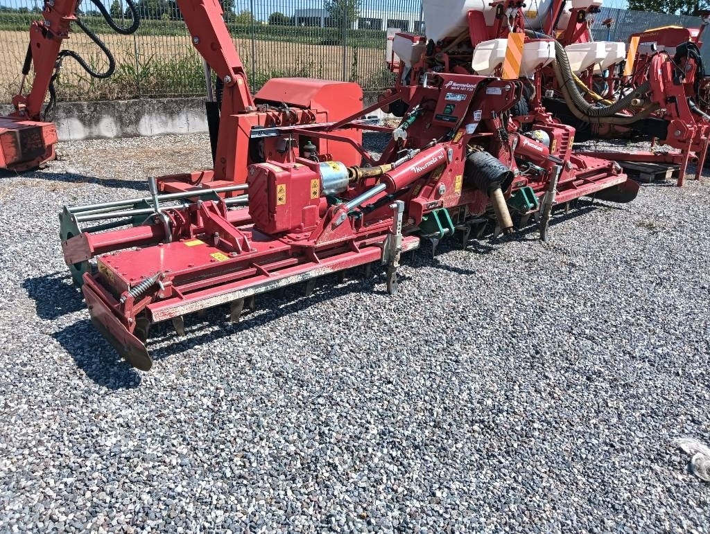 Kverneland NG-H101F30 - Борона: фото 1 Kverneland NG-H101F30 - Борона: фото 1