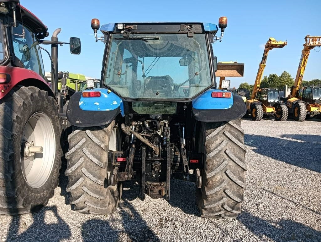 New Holland TS 100 - Трактор: фото 5 New Holland TS 100 - Трактор: фото 5