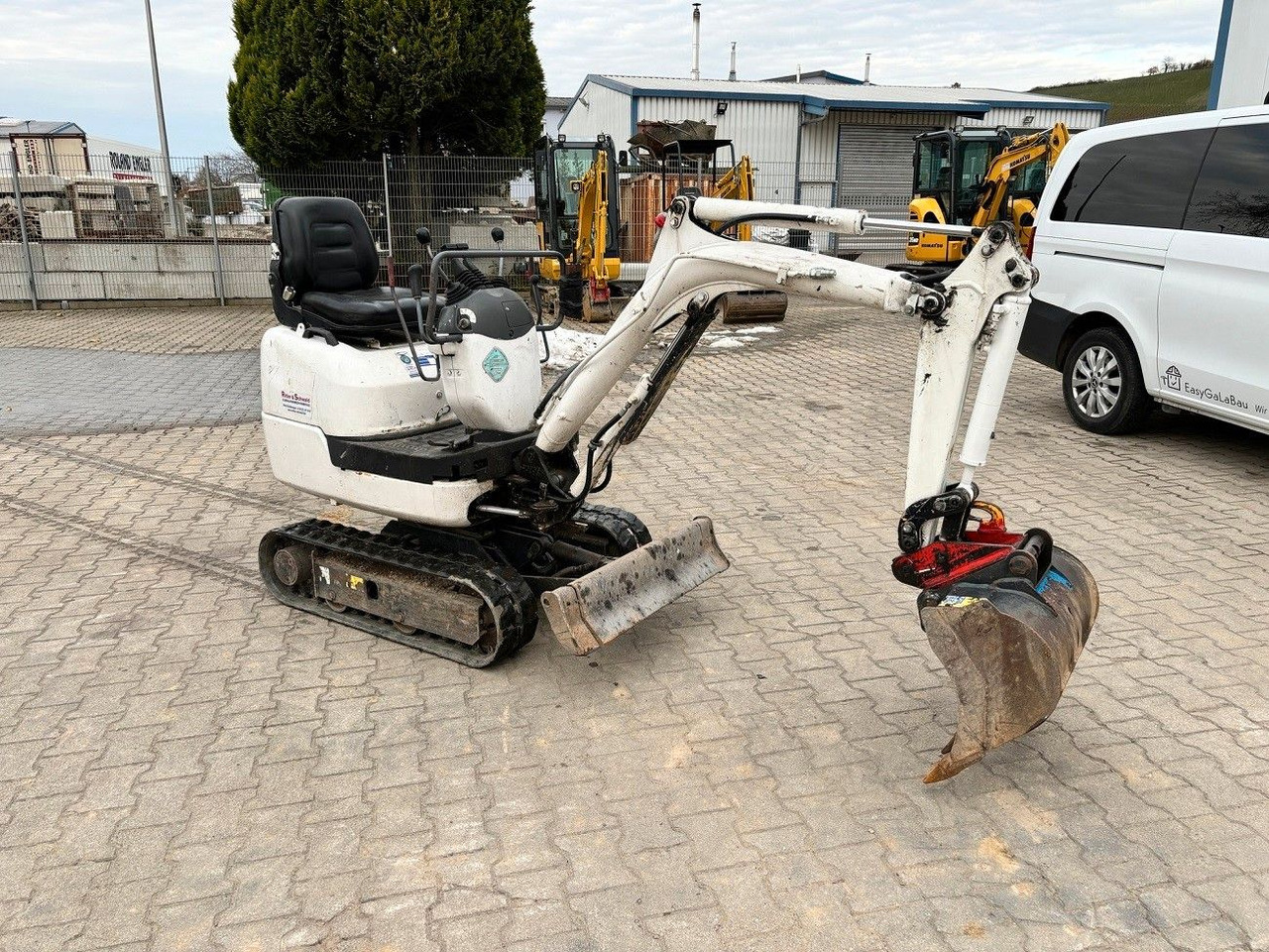 Komatsu PC09-1 - Мини-экскаватор: фото 2 Komatsu PC09-1 - Мини-экскаватор: фото 2