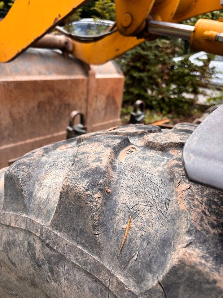 Komatsu WA70-7 - Колёсный погрузчик: фото 3 Komatsu WA70-7 - Колёсный погрузчик: фото 3