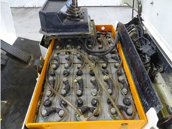 Clark - Электропогрузчик: фото 4 Clark - Электропогрузчик: фото 4