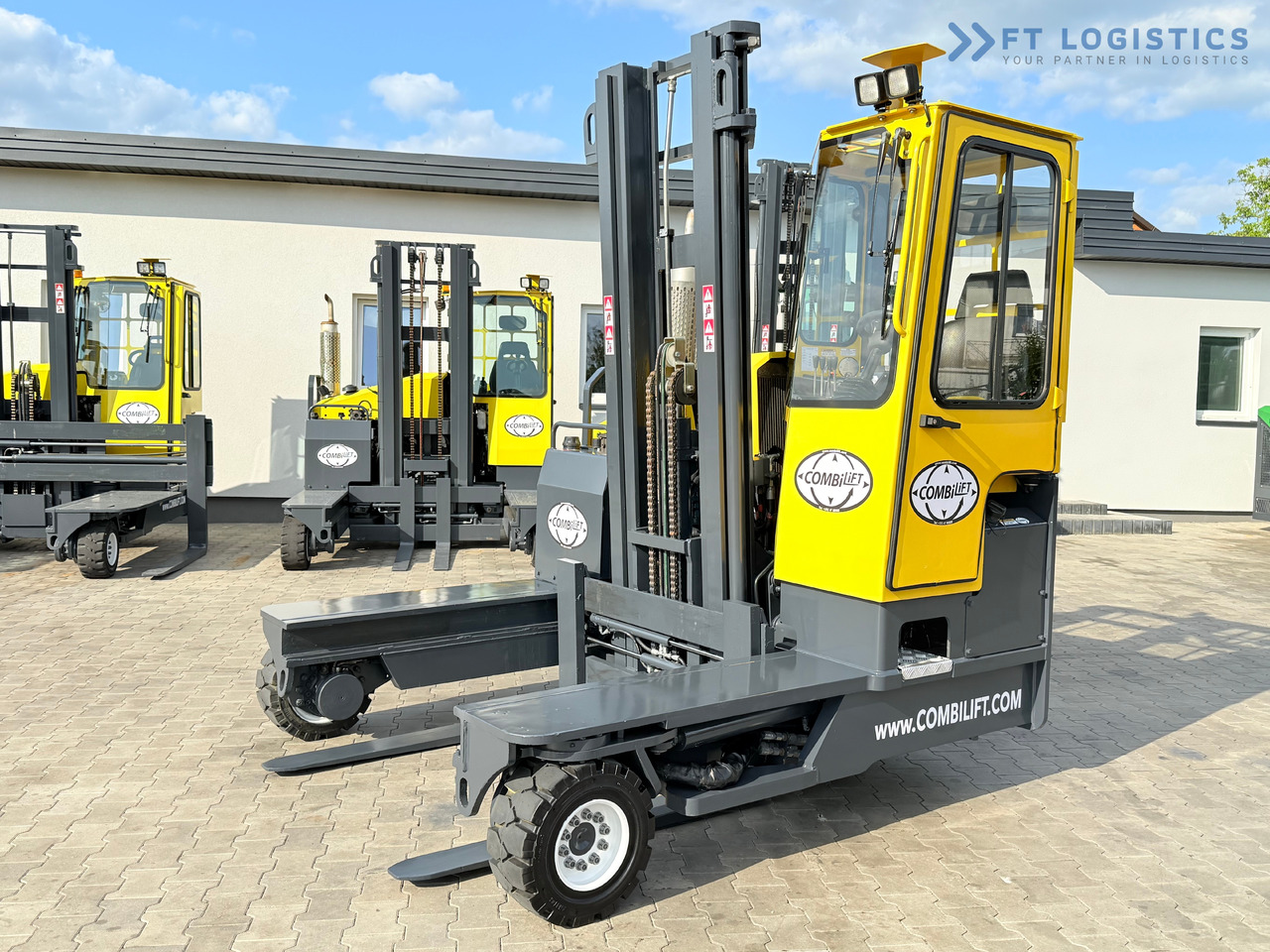 Четырехсторонний погрузчик COMBILIFT C4000 / DIESEL / DUPLEX - 4100MM / FORK POSITIONER / ONLY 2951 MTH / LIKE NEW: фото 1