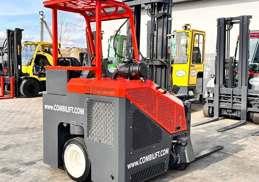 Четырехсторонний погрузчик Combilift C3000CB / LPG / TRIPLEX / 5500MM / FREE LIFT / SIDE SHIFT + FORK POSITIONER / LIKE NEW: фото 25
