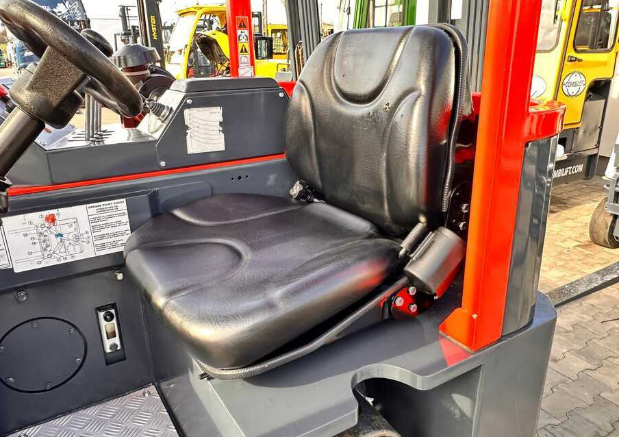 Четырехсторонний погрузчик Combilift C3000CB / LPG / TRIPLEX / 5500MM / FREE LIFT / SIDE SHIFT + FORK POSITIONER / LIKE NEW: фото 35