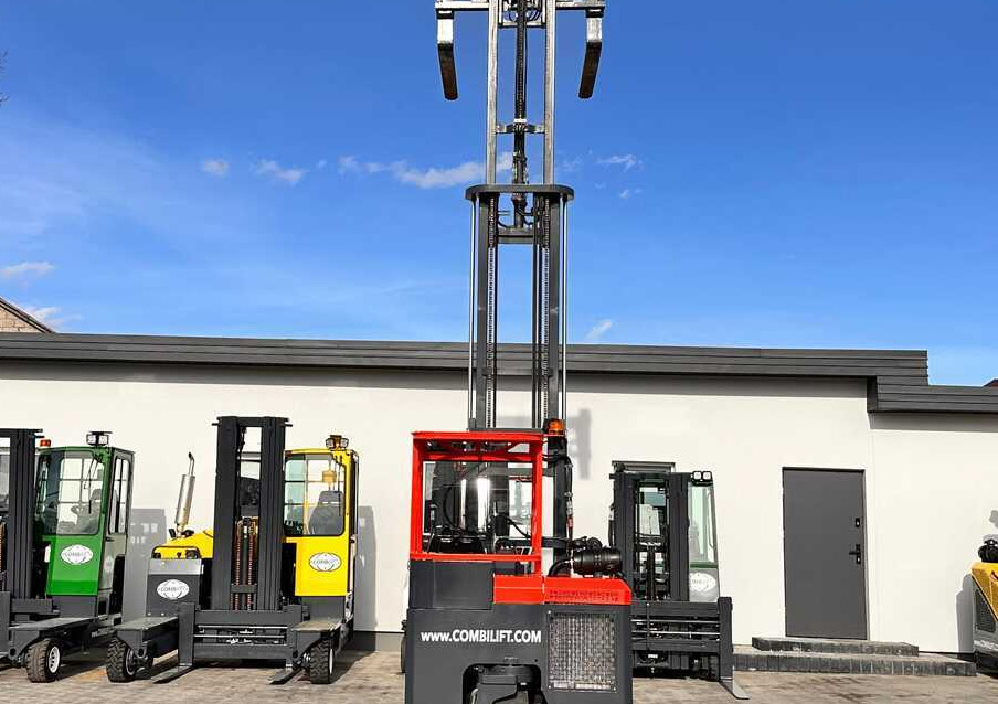Четырехсторонний погрузчик Combilift C3000CB / LPG / TRIPLEX / 5500MM / FREE LIFT / SIDE SHIFT + FORK POSITIONER / LIKE NEW: фото 17
